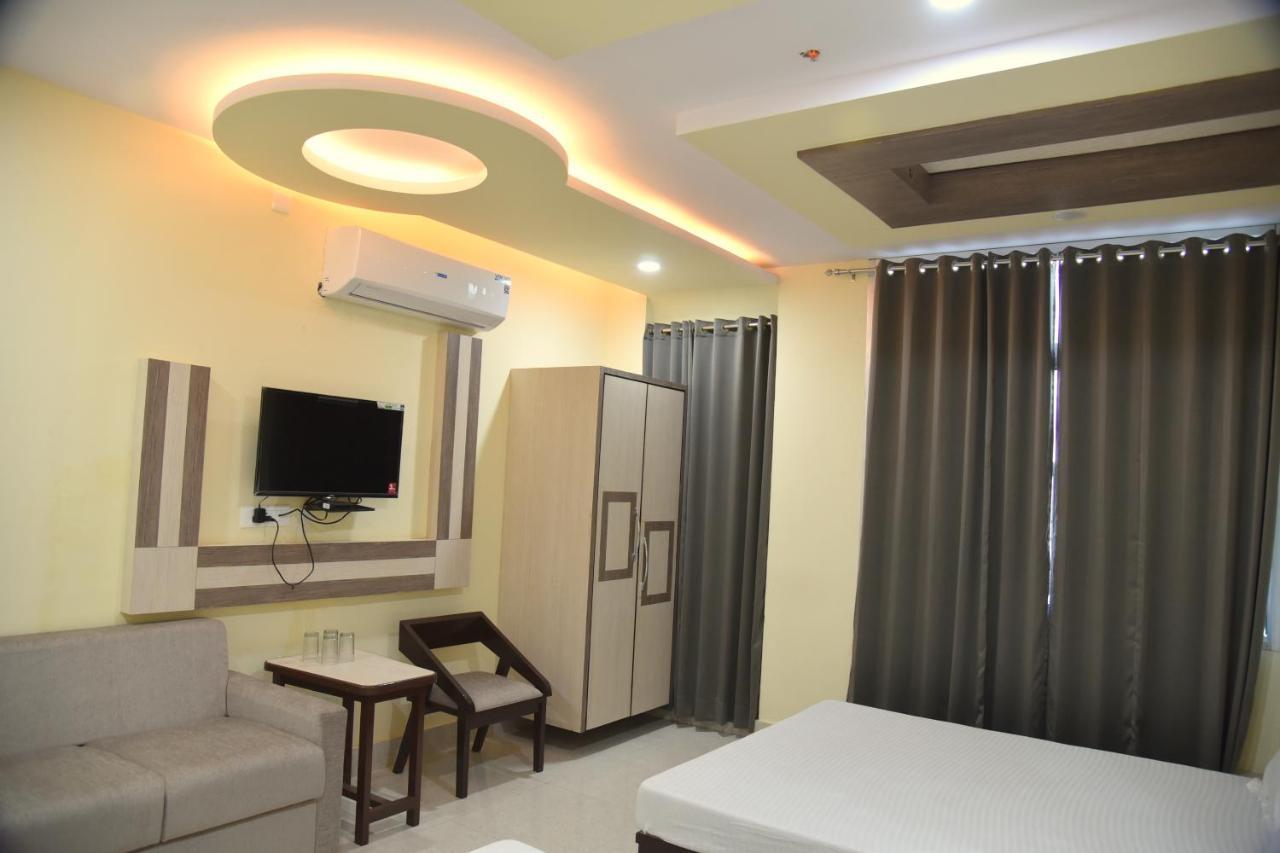 Hotel Shri Gourav Bikaner Ngoại thất bức ảnh