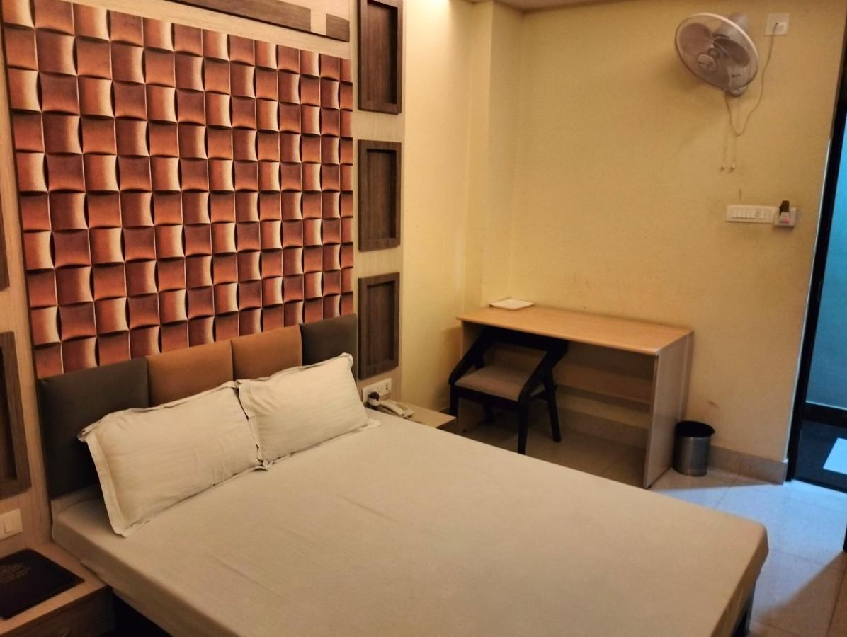 Hotel Shri Gourav Bikaner Ngoại thất bức ảnh